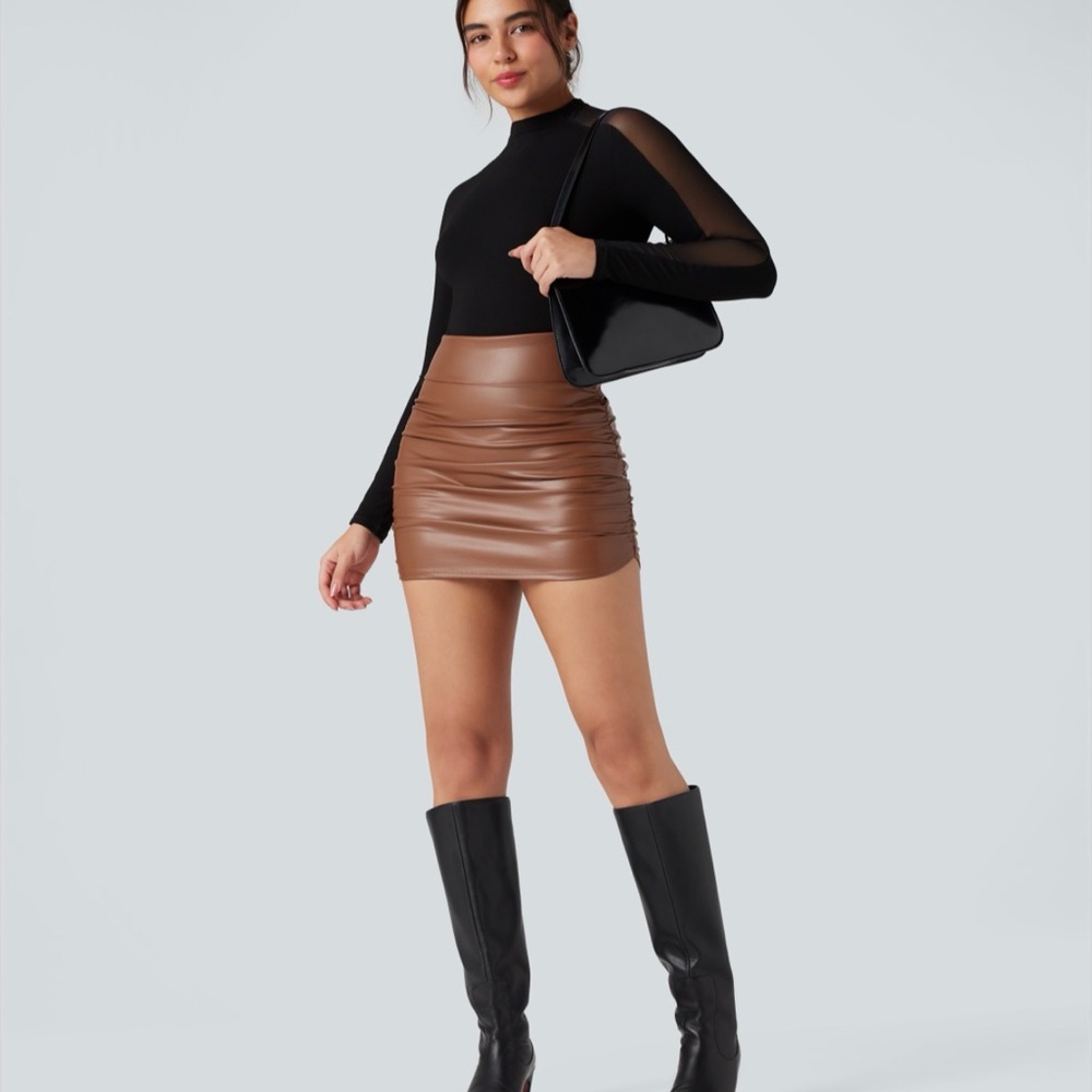 HALARA Brown Mini Skirt